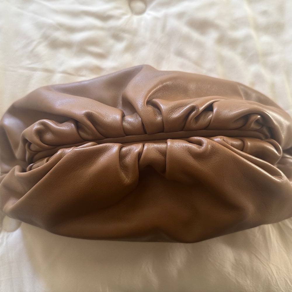 Bottega Veneta Smooth Butter Calf The Pouch Oversized Clutch Teak